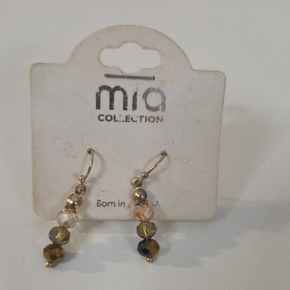Mia COLLECTION Gold and Tan Beaded Earrings [1373].